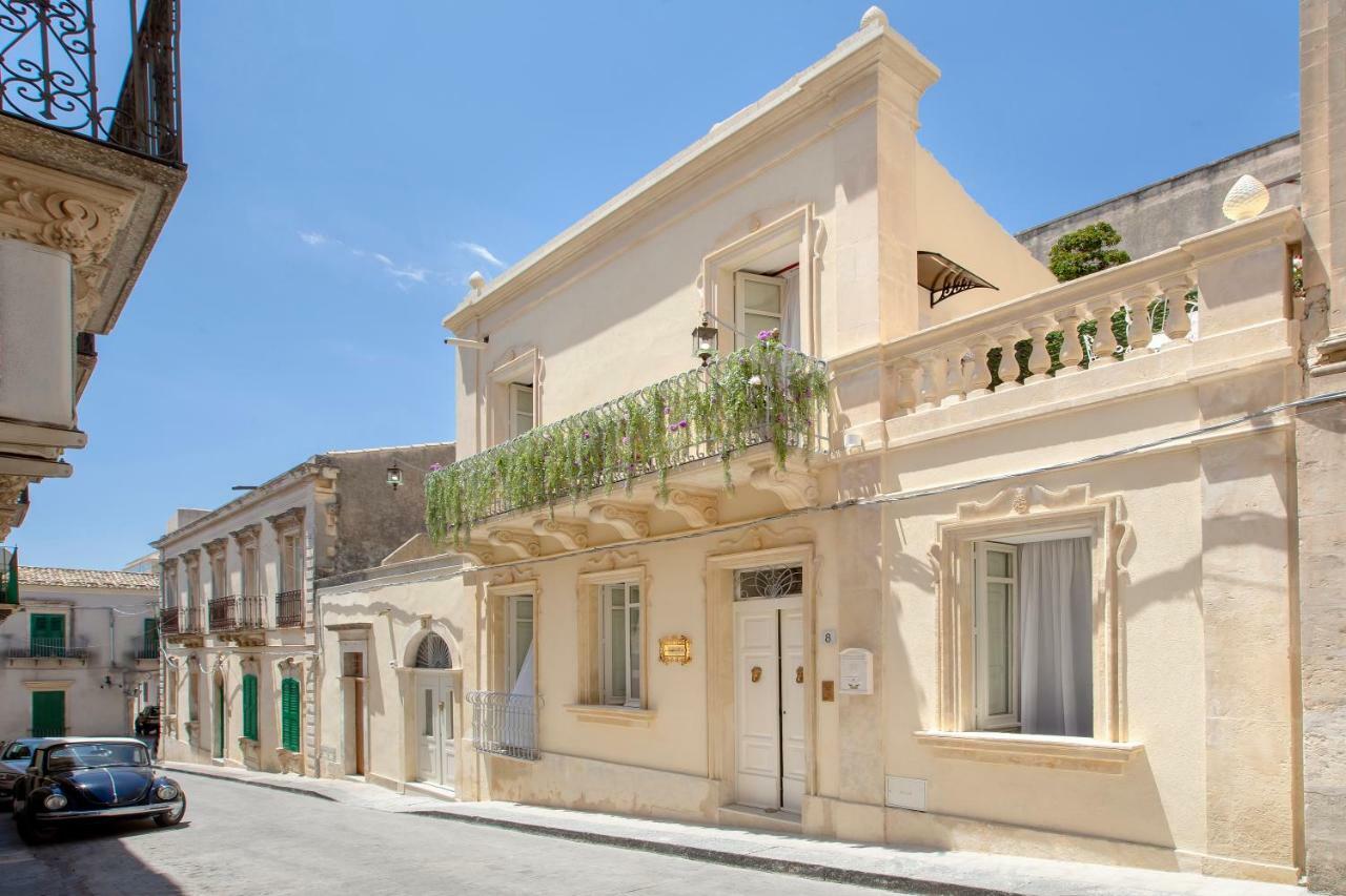 A Marchisa -Noto- Aparthotel ภายนอก รูปภาพ