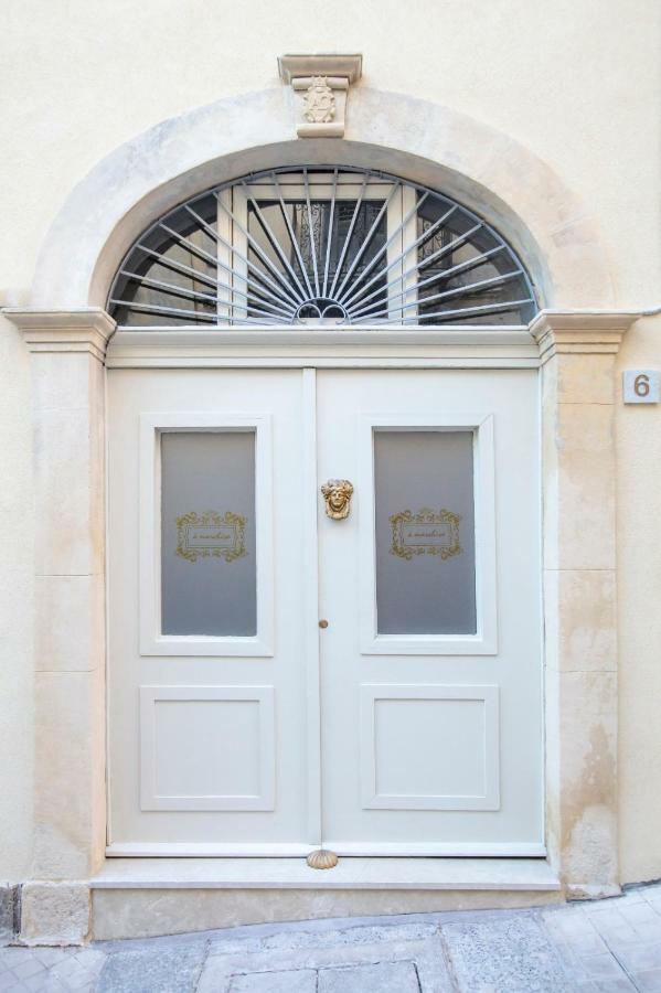 A Marchisa -Noto- Aparthotel ภายนอก รูปภาพ